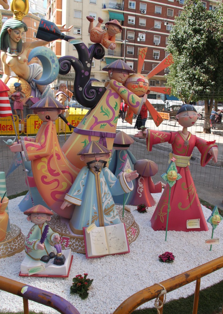 Totfalles: Av. Pérez Galdós-Calixto III